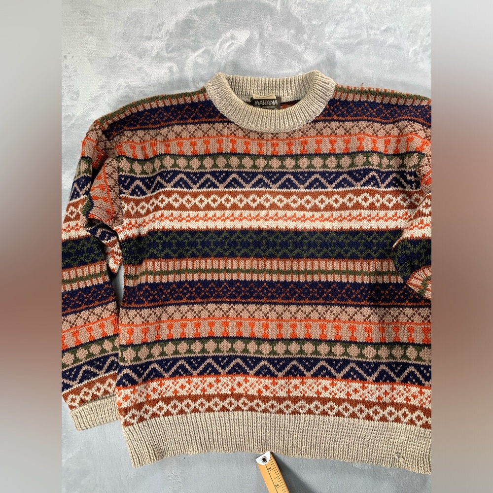 Vintage Mahana pure virgin wool sweater